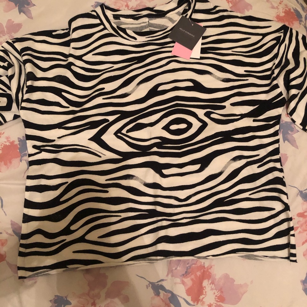 Zebra semi crop shirt